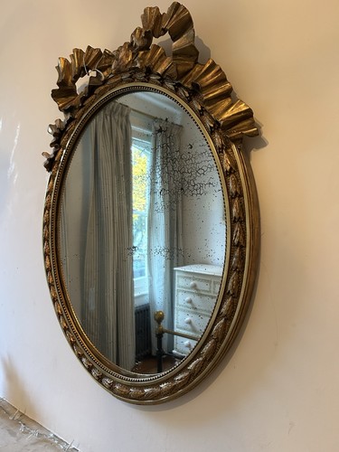 Vintage gold metal - oval, wall