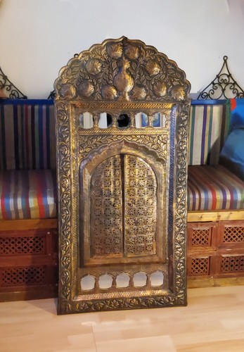 Large vintage pakistani brass - large,